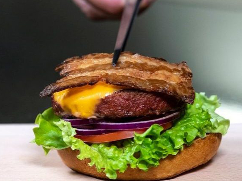 Depois do hambúrguer, Nestlé lança bacon e queijo veganos