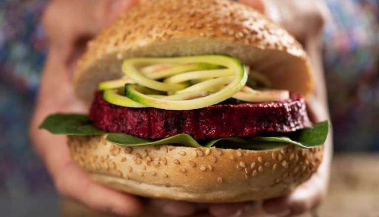 Marfrig lança marca própria de hambúrguer vegetal
