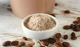 Bebidas de café enriquecidas com proteínas