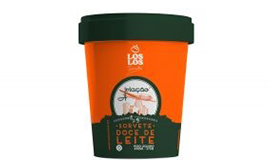 Cobranding entre Sorvetes Los Los e Laticínios Aviação apresenta cup doce de leite
