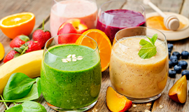Bebidas saudáveis exploram sabores cítricos, nostálgicos e globais